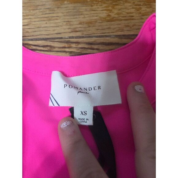 NWT TUCKERNUCK POMANDER PLACE  Electric Pink Crepe Kenzo MINI Dress size XS - Picture 3 of 5